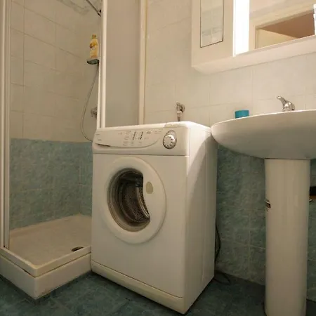 Petit Studio Con Box Auto! Apartment *