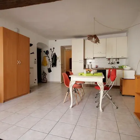 Petit Studio Con Box Auto! Apartment *