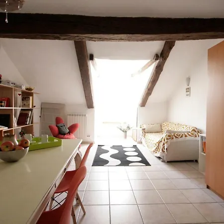 Apartment Petit Studio Con Box Auto!