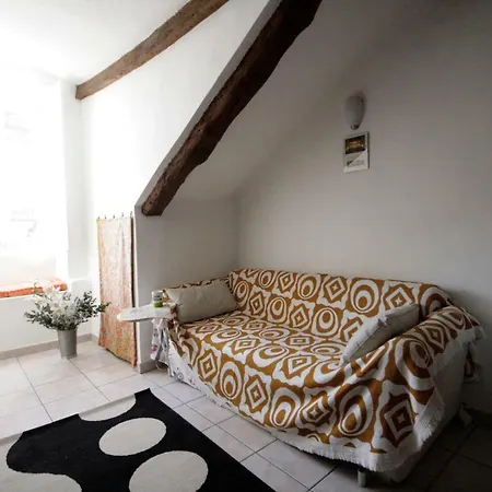 Petit Studio Con Box Auto! Apartment *